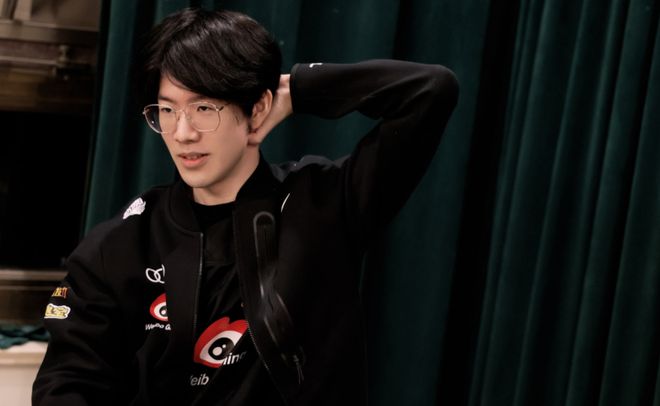 NAVI, Spirit , Vitality , 和 Mouz 收到 IEM 成都 2025 的邀请