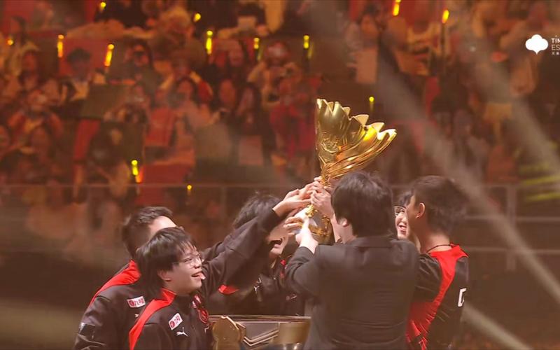 Spirit 和 Astralis 晋级 BLAST Bounty Fall 2025：封闭预选赛的下一轮