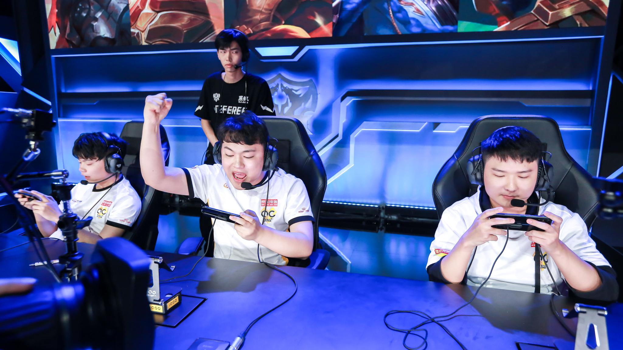 英雄联盟MSI是日晋级概率，RNG已确定晋级