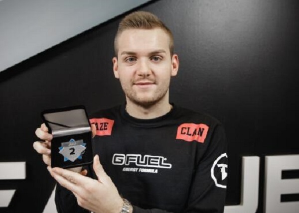 PO8 Maokai的老树与缠绕的根 Yuanyue Jax的离谱传送被融化 Weibo Gaming 取得领先