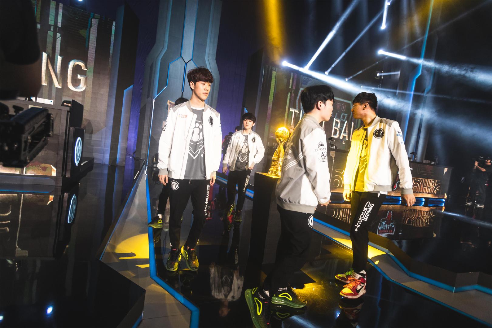 CS本周世界排名：Falcons上升一位，paiN进入前十