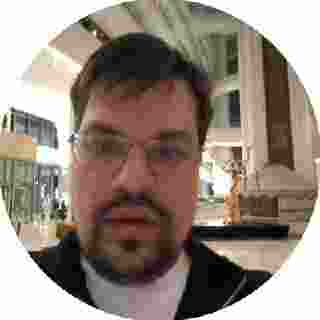 BLG公布2025赛季定妆照：Bin哥比，白／粉队服均出镜